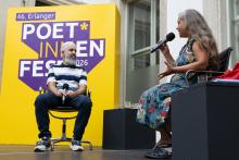 Aidin Halimi in Lesung und Gespräch mit MIthu Sanyal